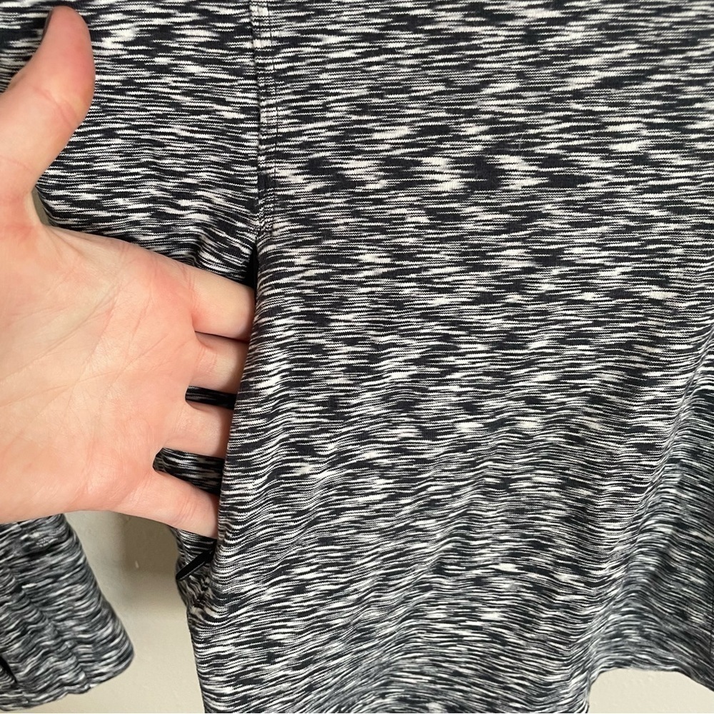 Lululemon 🍋 Runderful Long Sleeve Spaced Put Space Dye Black 6 - Picture 12 of 12